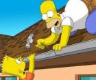 Барт висел с крыши, когда он помогал отцу ремонта Гомера